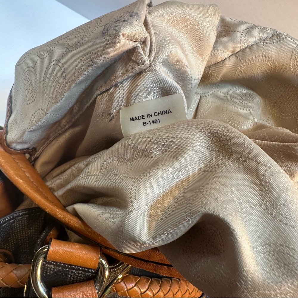 Michael Kors Brown Jet Set Gathered Tote Bag Purse with Tassel Detail Pre-owned - Picture 10 of 13